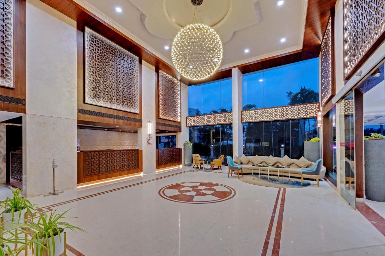 The Fern Residency Hubballi Εξωτερικό φωτογραφία