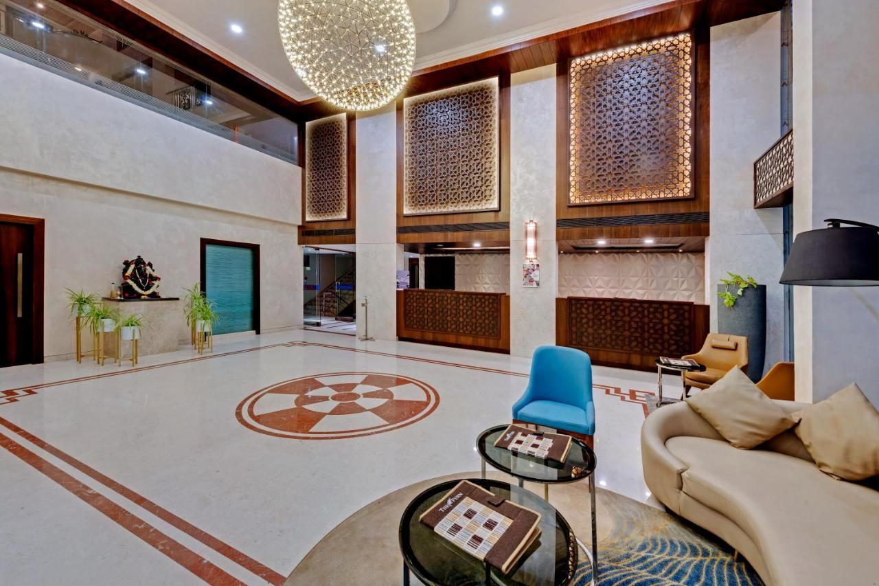 The Fern Residency Hubballi Εξωτερικό φωτογραφία