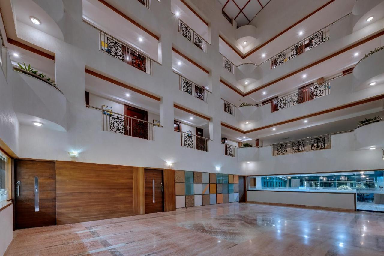 The Fern Residency Hubballi Εξωτερικό φωτογραφία