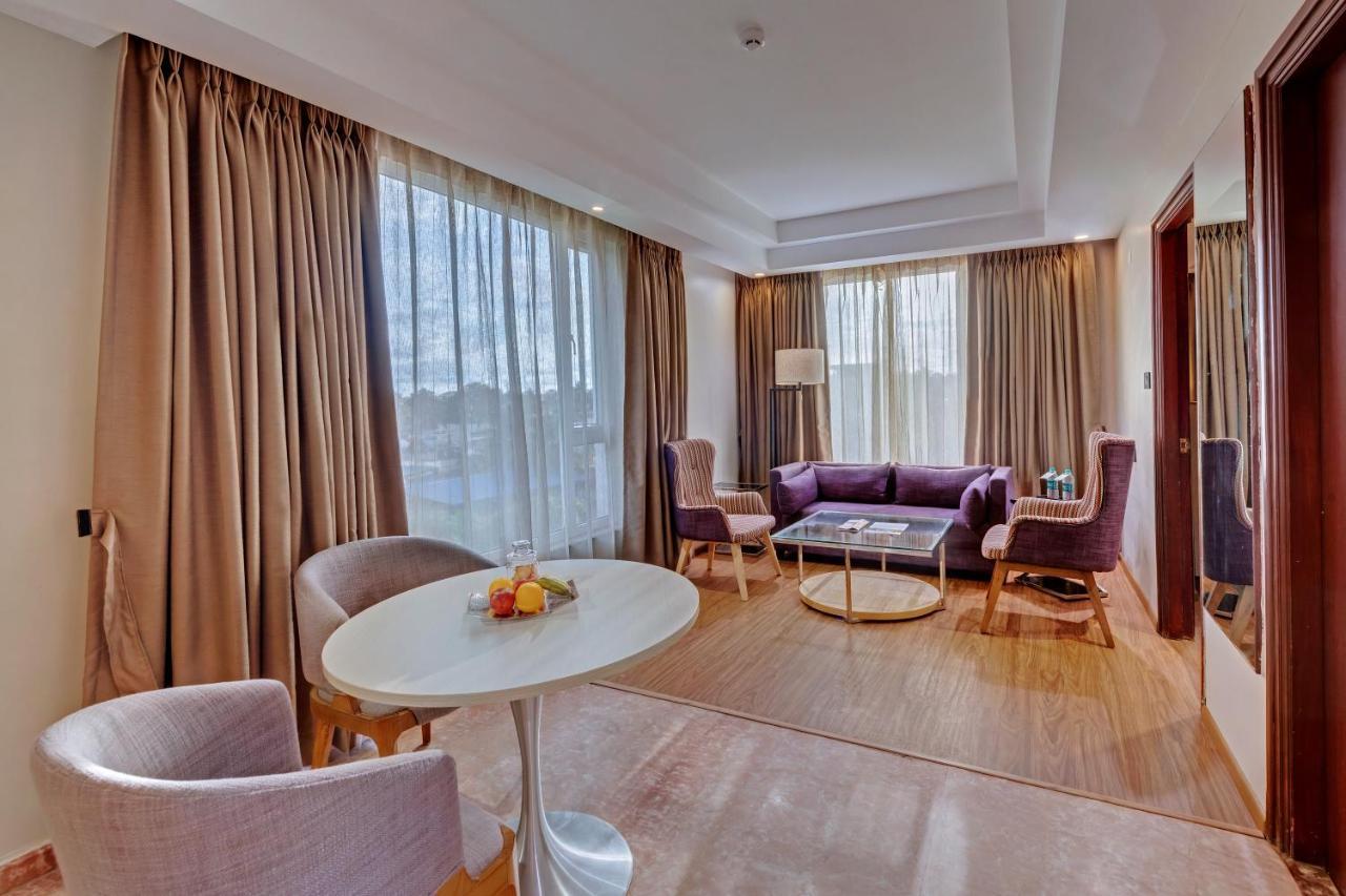 The Fern Residency Hubballi Εξωτερικό φωτογραφία
