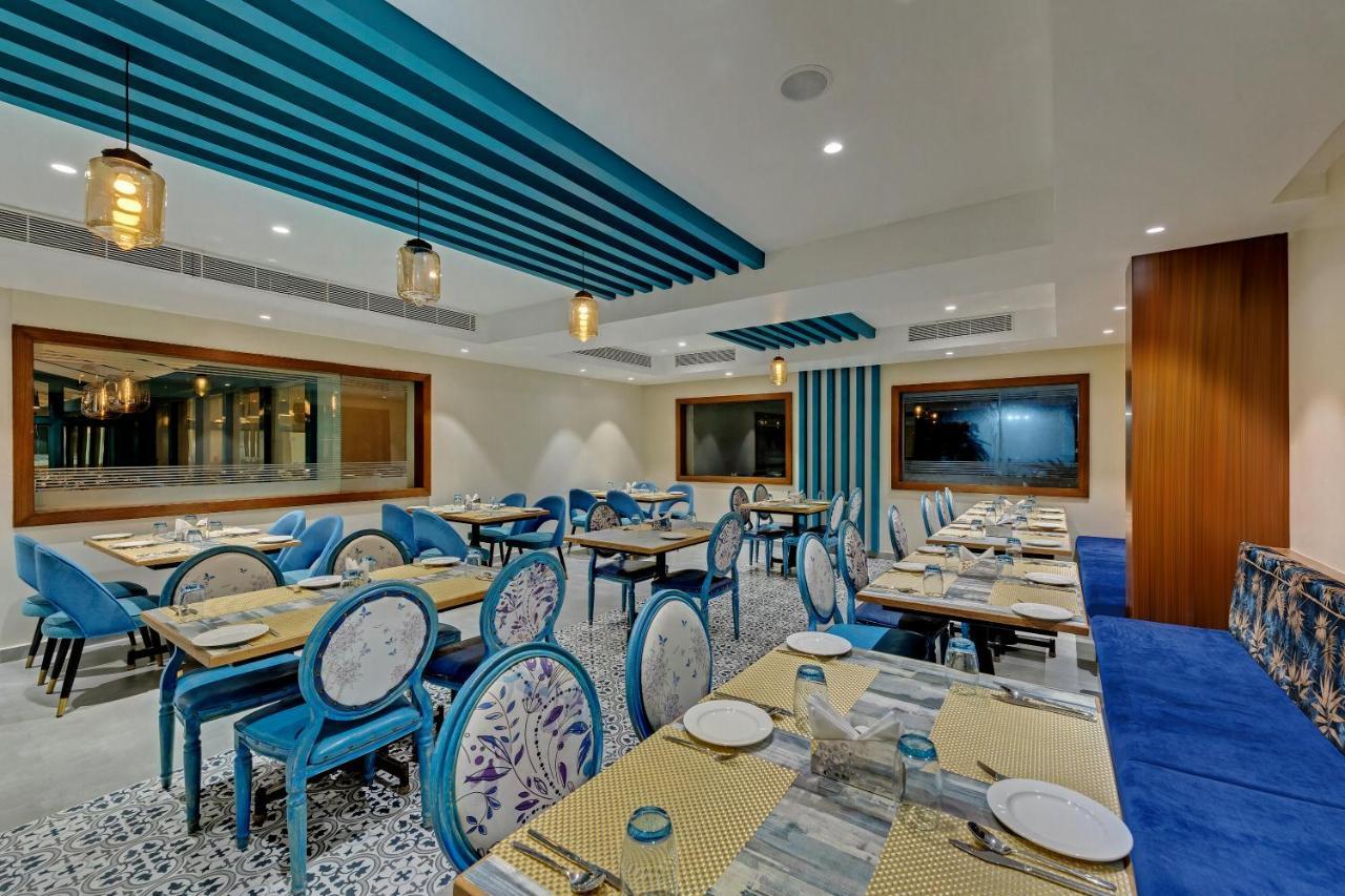 The Fern Residency Hubballi Εξωτερικό φωτογραφία