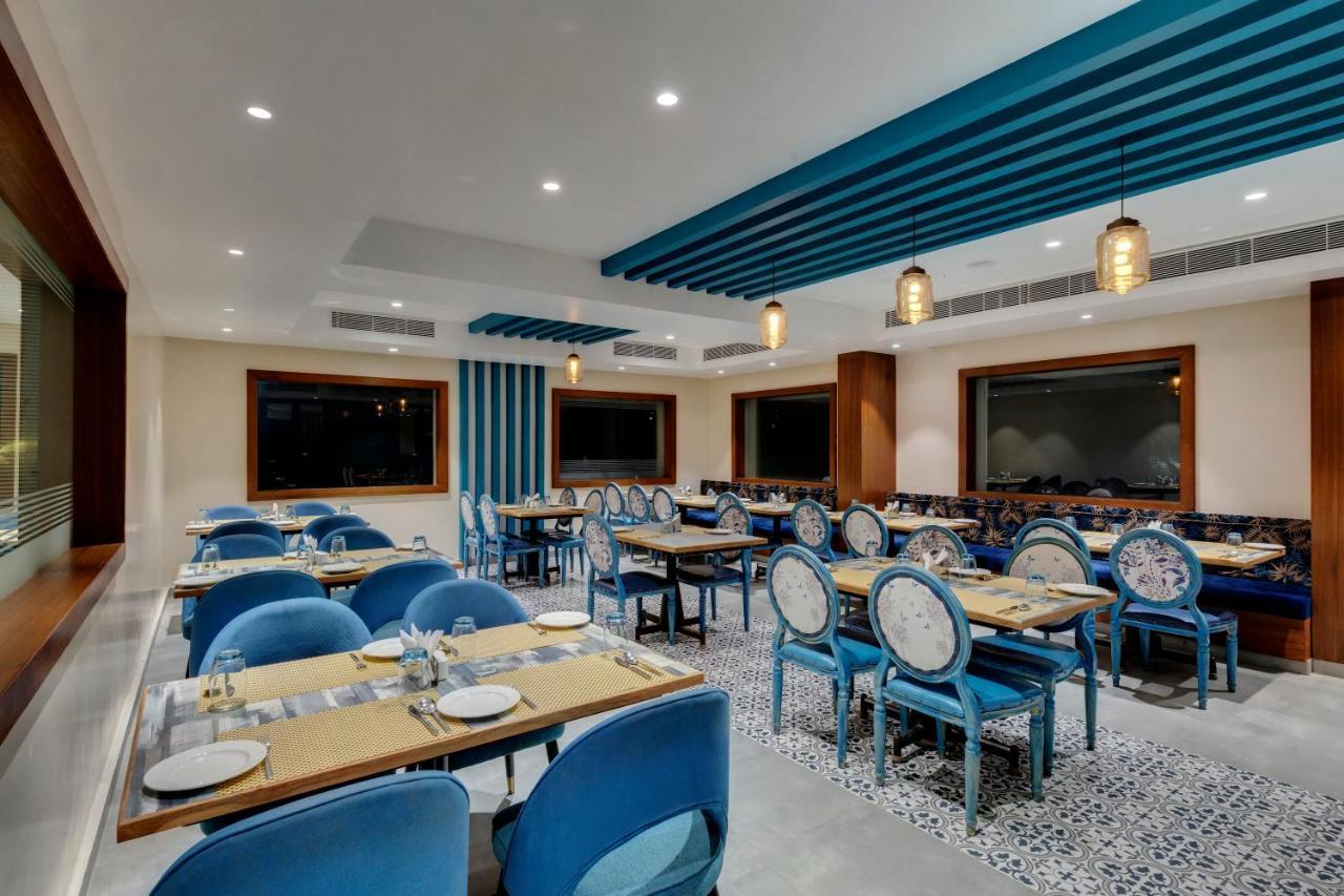 The Fern Residency Hubballi Εξωτερικό φωτογραφία